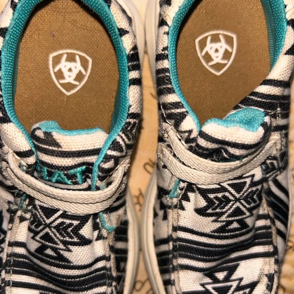 Ariat Kids' Moccasins in Black and White Aztec
